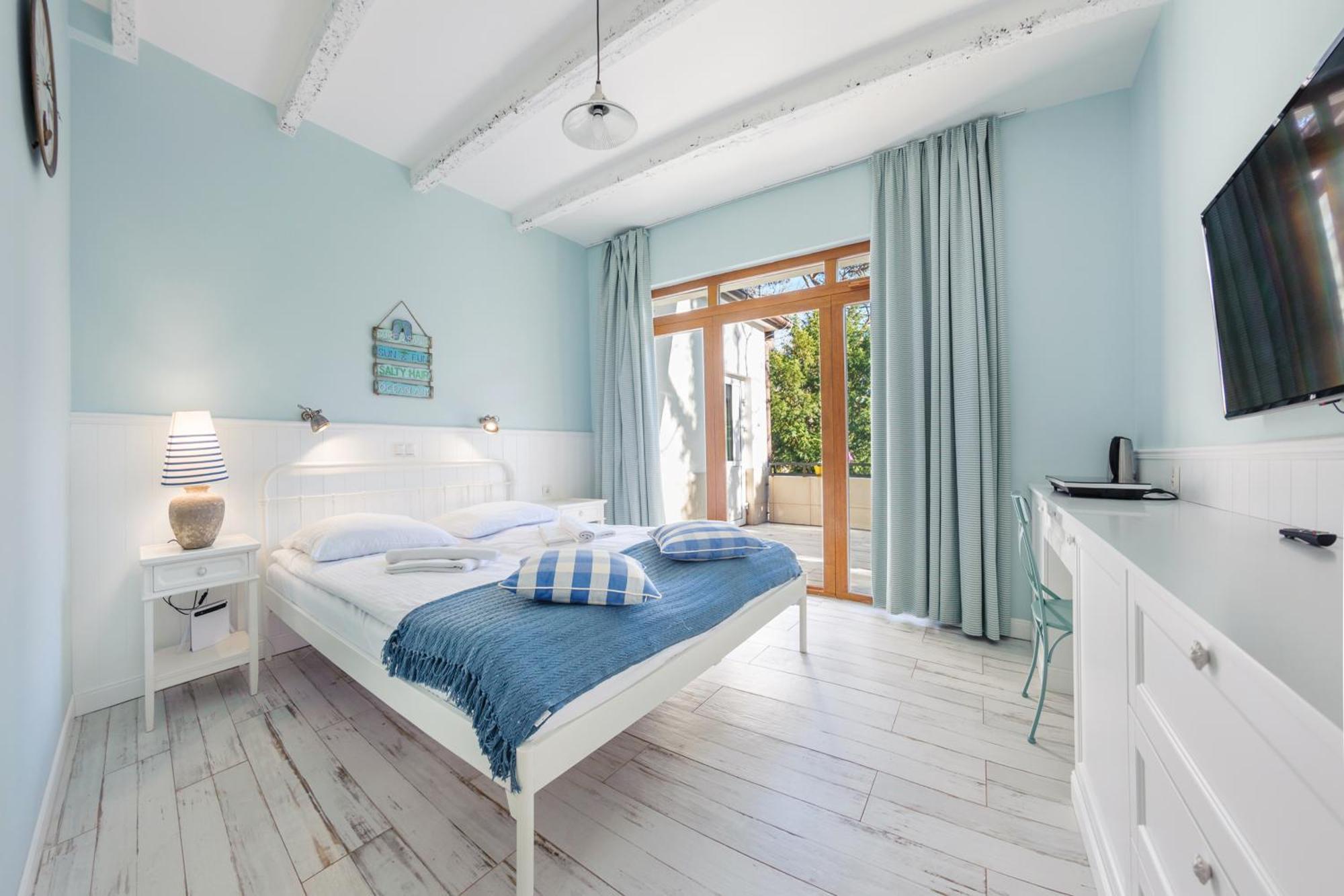 Apartamenty Sun & Snow Blekitna Laguna ユラタ エクステリア 写真